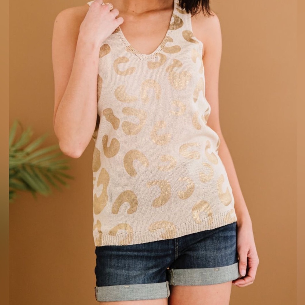 🆕 Neutral and Gold Leopard Print Sleeveless Sweater Tank Top | Amoli | S/M